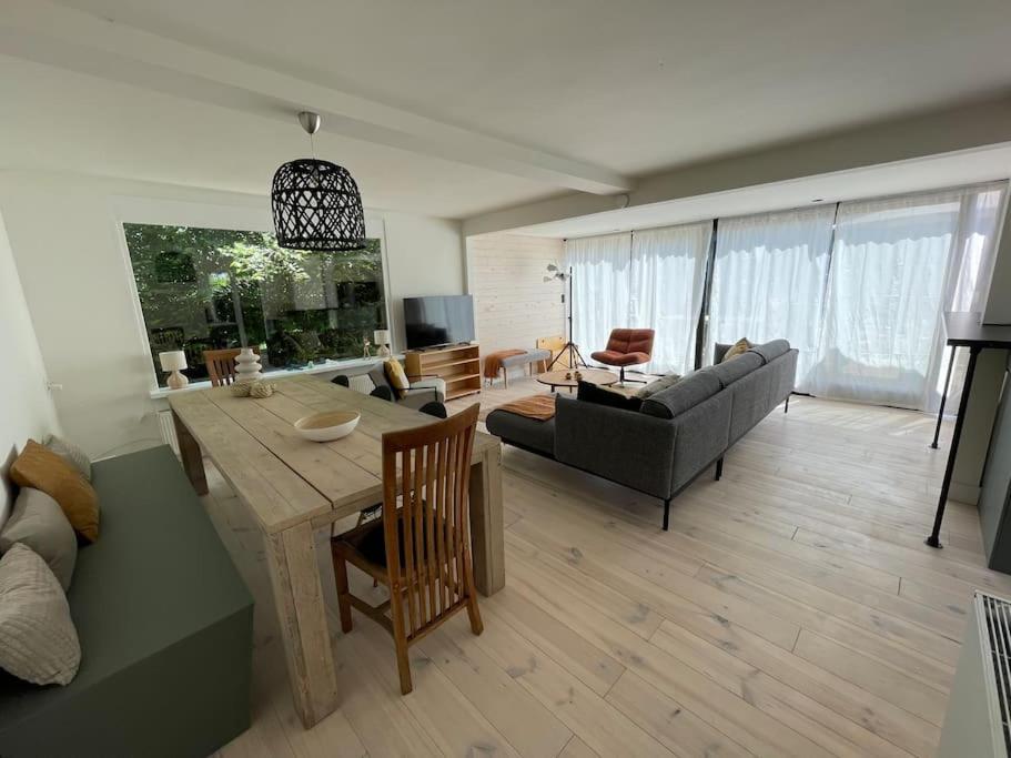 Modern Beach House For 12 Pers! With Jacuzzi Julianadorp Εξωτερικό φωτογραφία